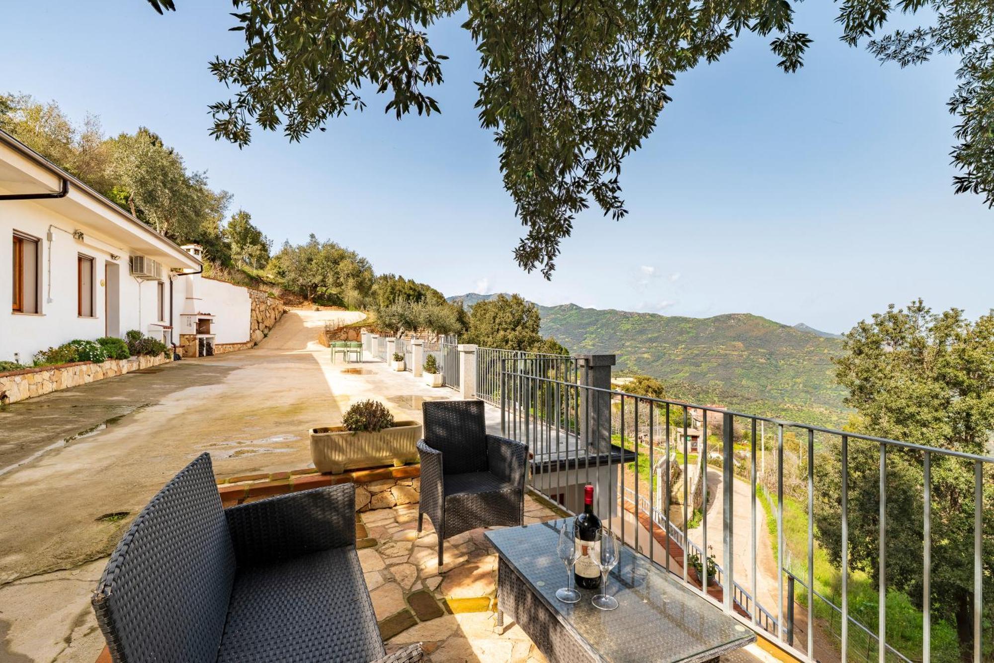 Casa Jerzu S'Essia De Su Santu Villa Luaran gambar